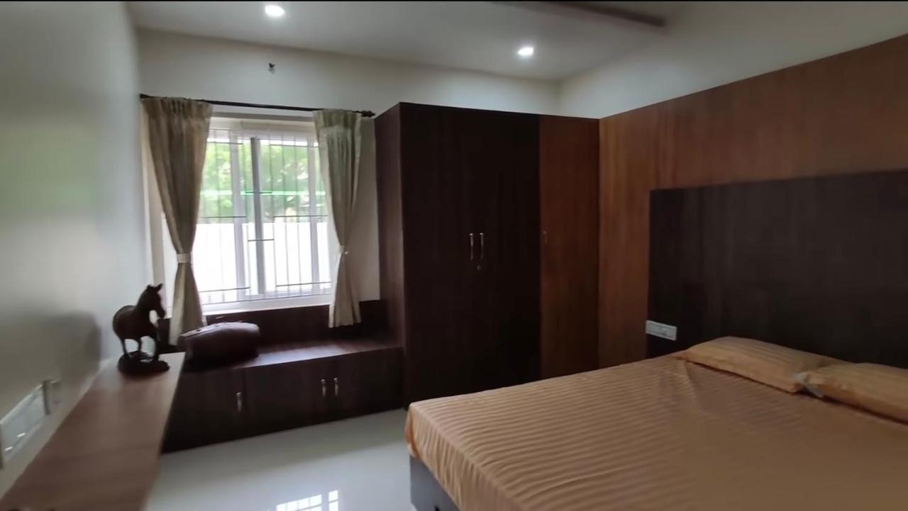 Gsr Residency Hotel Káncsipuram Kültér fotó